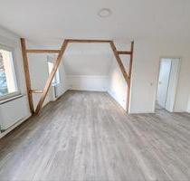 neu sanierte helle 5-R Wohnung - gemütlich mit Balken - Zwickau