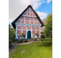 Idyll unter Reet - 440.000,00 EUR Kaufpreis, ca.  105,00 m² in Grünendeich (PLZ: 21720)