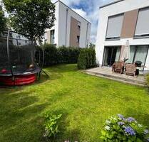 Modernes KfW40-Doppelhaus mit Garten & Carport – von Privat - Hamburg Langenhorn