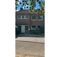 Reihenmittelhaus in Meerbusch Bösinghoven - ideal für Familien