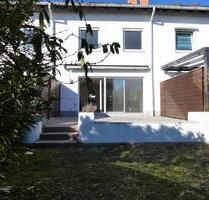 MODERNISIERTES REIHENHAUS! In beliebter Lage von Taunusstein (Am Sonnenhang)