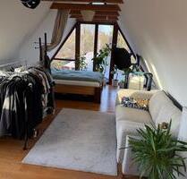 Zimmer in 2er WG Bremen Dachgeschoss hell Top Anbindung