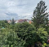 Gut gelegene Dachgeschosswohnung in Stuttgart Bad Cannstatt