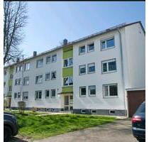 Sanierte 3.Zi Wohnung inkl. Garage und 3 Stellplätze - Weingarten