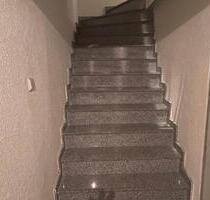 Wohnung 4KKB +Balkon, 1. OG zu vermieten - Quierschied