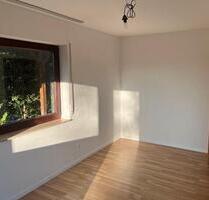 Renoviert 3 Zimmer Wohnung Böhlen bei Leipzig Balkon Stellplatz