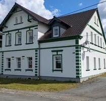 Seifhennersdorf, 4 Raum Wohnung, Parterre, Garten + Stellplatz