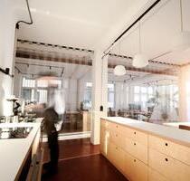 2x Co-Working Schreibtisch für Kreativschaffende in Stuttgart