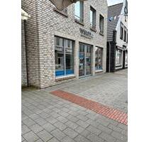 Ladenfläche 1A Lage - 1.900,00 EUR Kaltmiete, ca.  114,00 m² in Heide (PLZ: 25746)
