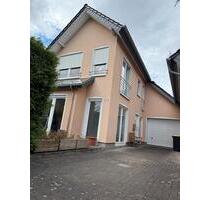 Schönes EFH in sehr beliebter Lage in SHS - Schloß Holte-Stukenbrock
