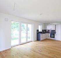 Familientraum mit allen Extras: hochwertige Designwohnung mit EBK, TGWallbox und Balkon! - Königs Wusterhausen