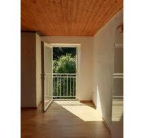 Gemütliche 1-Zimmer-Dachgeschoßwohnung, teilmöbliert - Grafrath