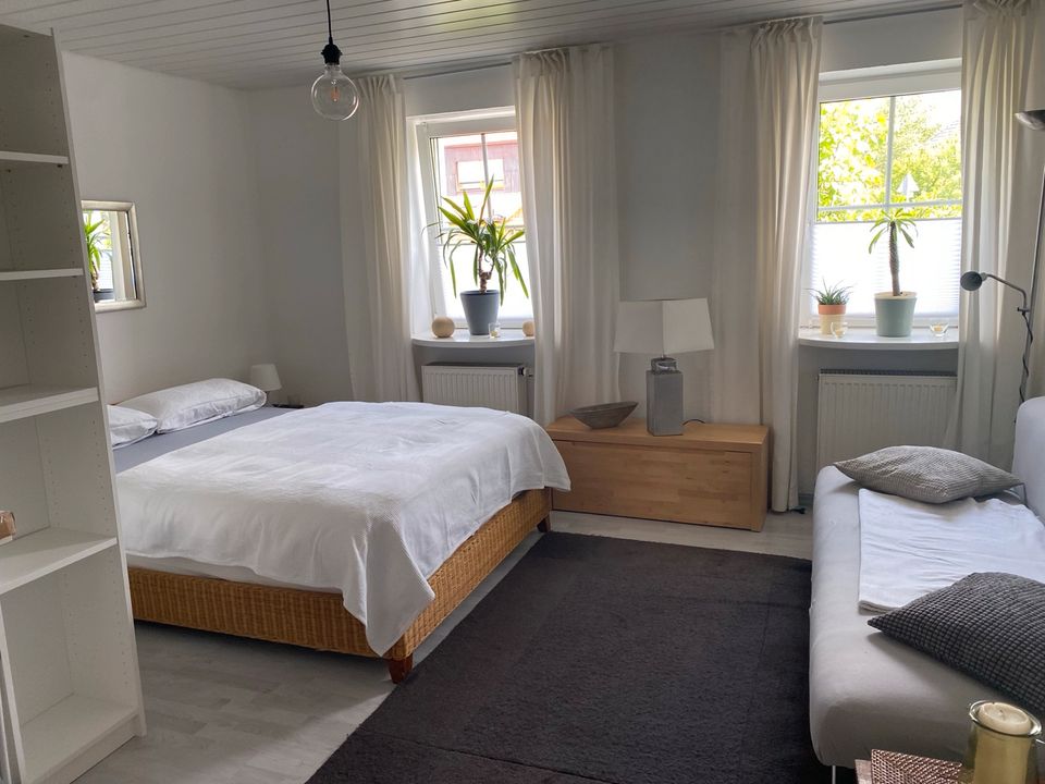 1-Zimmerwohnung ( nur weibliche Personen) - Bubenreuth