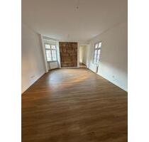 Attraktive 4-Zimmer-Wohnung in Fürth – frisch renoviert & energetisch saniert!