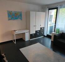 Kleines Apartment mit Großem Balkon: Voll möbliert und super Lage - Aachen Aachen-Mitte