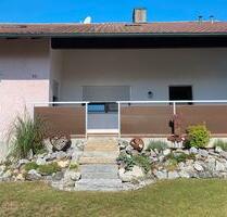 4-Zimmer-Wohung mit Terrasse, Carport & Garten in Leiblfing