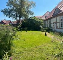 Grundsanierte Dachgeschosswohnung mit Garten und Stellplatz - Klütz