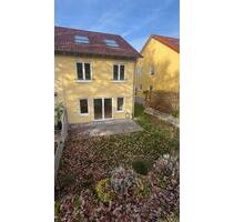 Gepflegtes Reiheneckhaus in ruhiger Ortsrandlage von Malsch