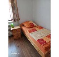 möbliertes Zimmer - 17,00 EUR Kaltmiete, ca.  14,00 m² in Petersdorf (PLZ: 86574)