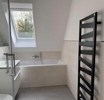 3-Zi.Whg zu vermieten - 1.350,00 EUR Kaltmiete, ca.  135,00 m² in Burgwedel (PLZ: 30938)