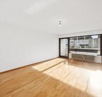 Frisch renovierte 3 Zimmer Wohnung, Hochparterre mit Balkon, EBK, Duplex Garage in beliebter Lage! - Wehr