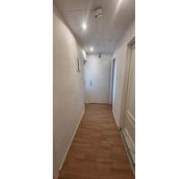 60 m² große 3 Raum Dachgeschosswohnung unweit der Innenstadt - Gotha