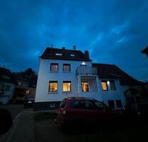 Haus zu vermieten Familienhaus - 1.350,00 EUR Kaltmiete, ca.  250,00 m² in Gries (PLZ: 66903)