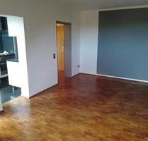hochwertige DG-Wohnung, Parkett Balkon modernes Bad offene Küche - Dortmund Bövinghausen
