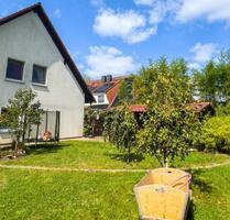 Gepflegte, modernisierte Doppelhaushälfte in ruhiger Lage - Adelheidsdorf