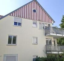 Traumhaft schön... 3-Zi. Wohnung mit BALKON und PKW-Stellplatz - Wilkau-Haßlau