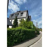 4 Raum Wohnung in Oelsnitz (OT Neuwürschnitz) - Oelsnitz (Erzgebirge)