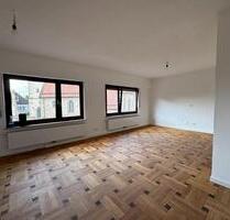 Helle und geräumige 2,5 Zimmer Wohnung | Bitte Beschreibung lesen - Freiberg am Neckar