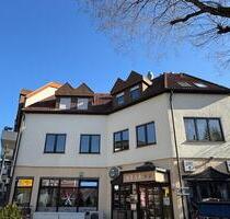 Lichtdurchflutete Gewerbeeinheit im Herzen von Backnang !