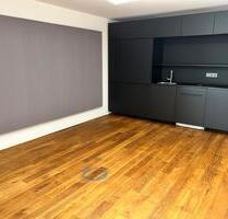 Modernes Studio zu vermieten - 700,00 EUR Kaltmiete, ca.  107,00 m² in Kempten (Allgäu) (PLZ: 87435)