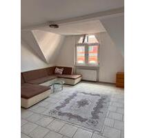 2 Zimmer Dachgeschoss Wohnung ab sofort frei - Ludwigshafen am Rhein Ludwigshafen-Hemshof