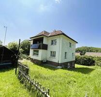 EFH mit ELW 10 Zi Villa von 1936 , 988 qm Grundstück , Quelle - Rickenbach