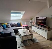 Zentrale 3-Zimmer-Dachgeschosswohnung (mit EBK) - Augsburg
