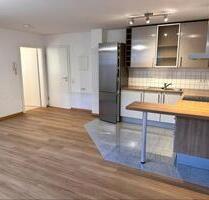 Gemütliche ruhige 2 Zimmer Single Wohnung, Stadtnähe mit Stellpla - Wasserburg am Inn