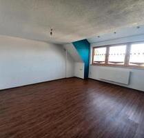 3 Zi. Dachwohnung - 770,00 EUR Kaltmiete, in Berkheim (PLZ: 88450)