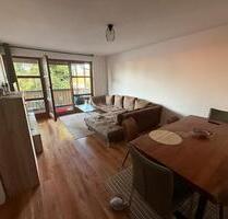 Schöne 3-Zimmer-Wohnung mit 2 Balkonen in Alleshausen - Allershausen