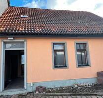 Kleines Haus zu verkaufen - 20.000,00 EUR Kaufpreis, in Königsee (PLZ: 07426)