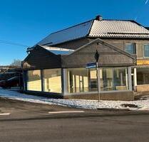 Schönes Geschäftshaus - 1.000,00 EUR Kaltmiete, ca.  330,00 m² in Steinebach/Sieg (PLZ: 57520)