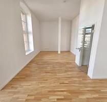 Exklusive Denkmalwohnung - 5 Zimmer, Dachterrasse,Parkett,Tageslichtbad,Gäste-WC, Stellplatz, HWR - Magdeburg Alte Neustadt