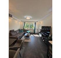 Moderne 3,5 Zimmerwohnung in Moers, 2. OG, Stellplatz, Kamin, EBK - Duisburg Ruhrort