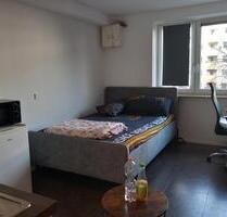 Möbliertes Studio-Apartment, zu KURZZIETMIETE in Einsteinstraße, - München Bogenhausen