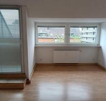 Schicke DG Wohnung mit Terrasse - Willich