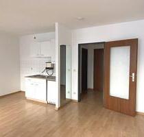 STUDENTEN UND SINGLES AUFGEPASST: APARTMENT IN CITYLAGE MIT BALKON ZU MIETEN - Krefeld