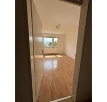 Lichtdurchflutete 2-Zimmer-Wohnung mit Einbauküche & TG-Stellplatz – 61 m² im 2. OG - Bonn Auerberg