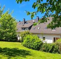 Schöne & ruhige 4-Zimmer Wohnung 72 qm mit Garten & Garage - Gummersbach