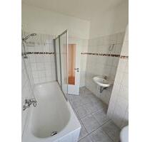 Wunderschön sanierte 2-Zimmer Wohnung am CWR-Platz, ruhige Lage - Waldenburg